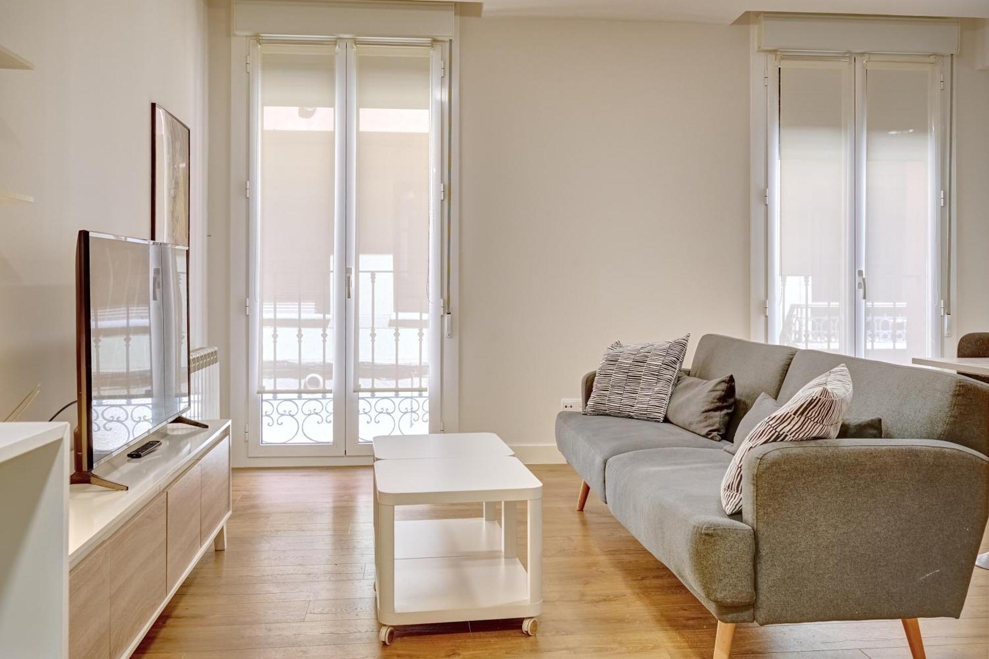Apartamento Espolon By Clabao Logrono Bagian luar foto